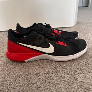 Nike Men’s Black & Red Training Shoes